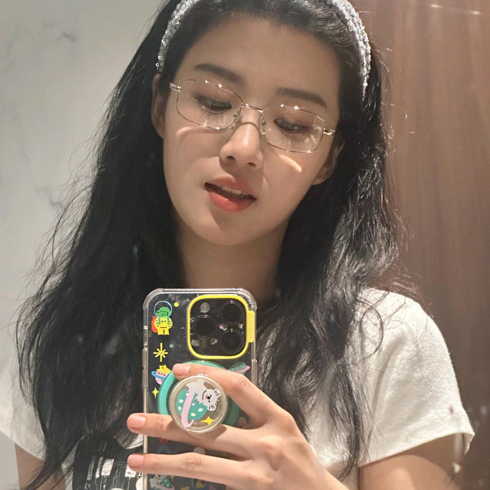 是莉