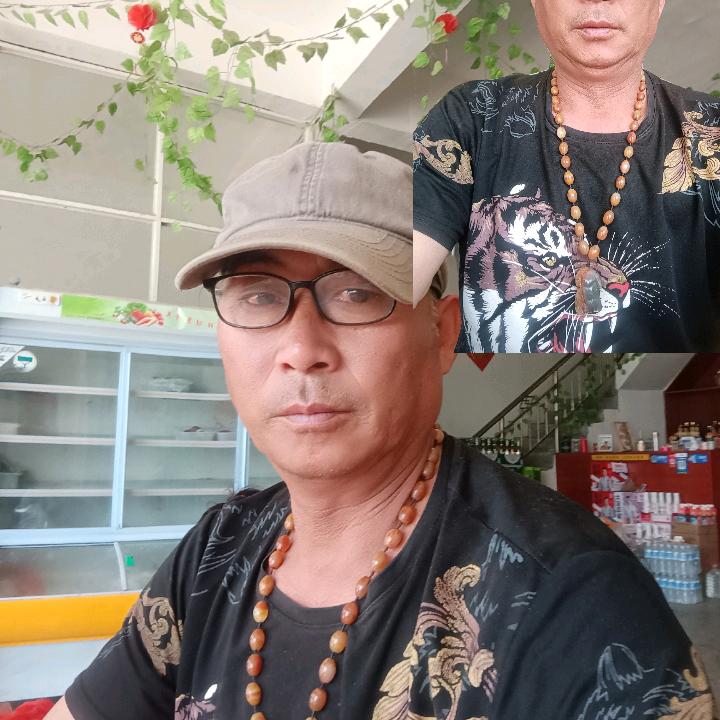 李三霞爱好口琴