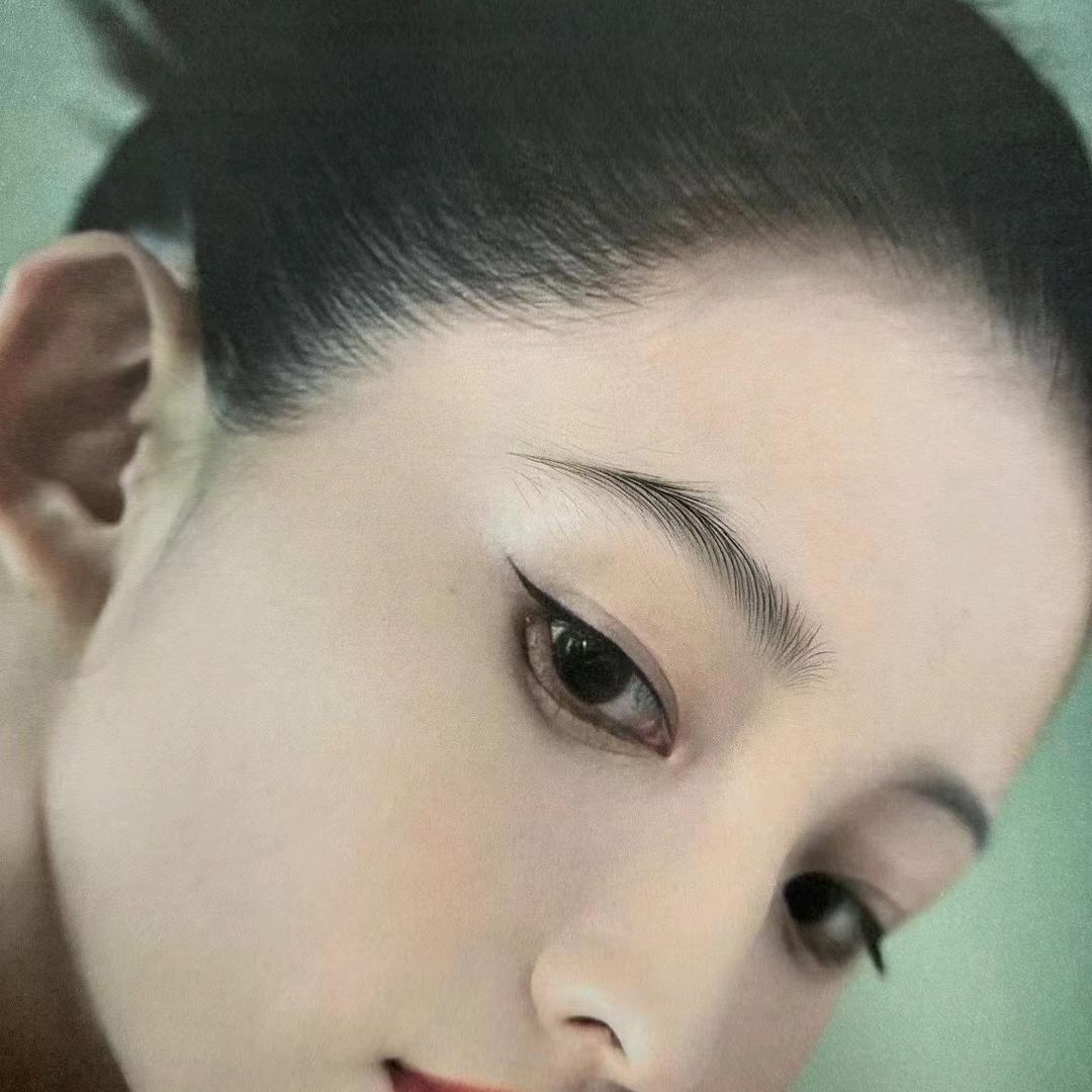 私人订制眉眼唇～珠珠（道县）