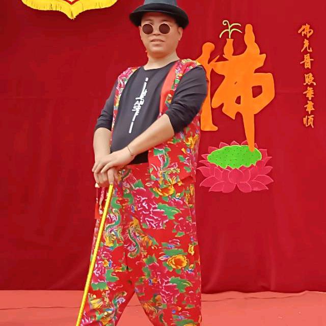 尼古拉斯――侯六