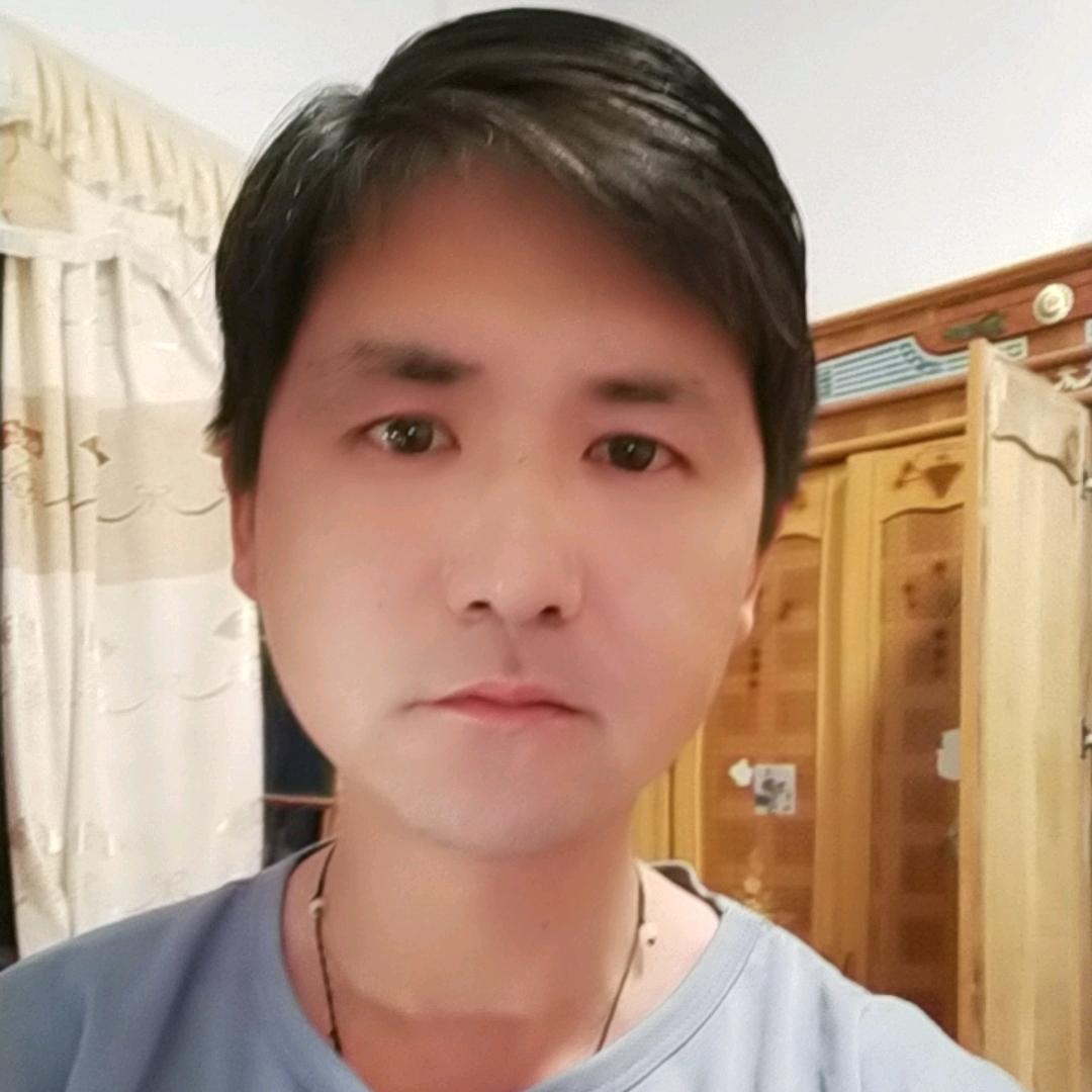 古董小生