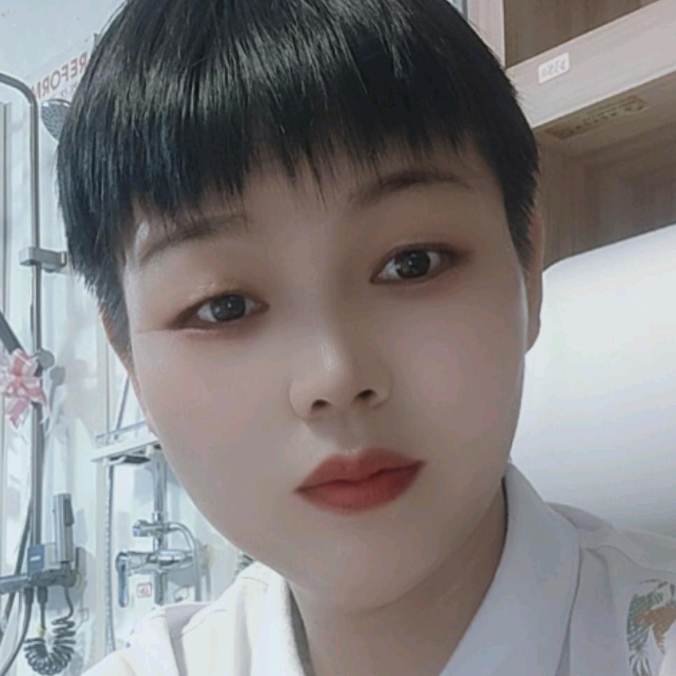 三姐书平