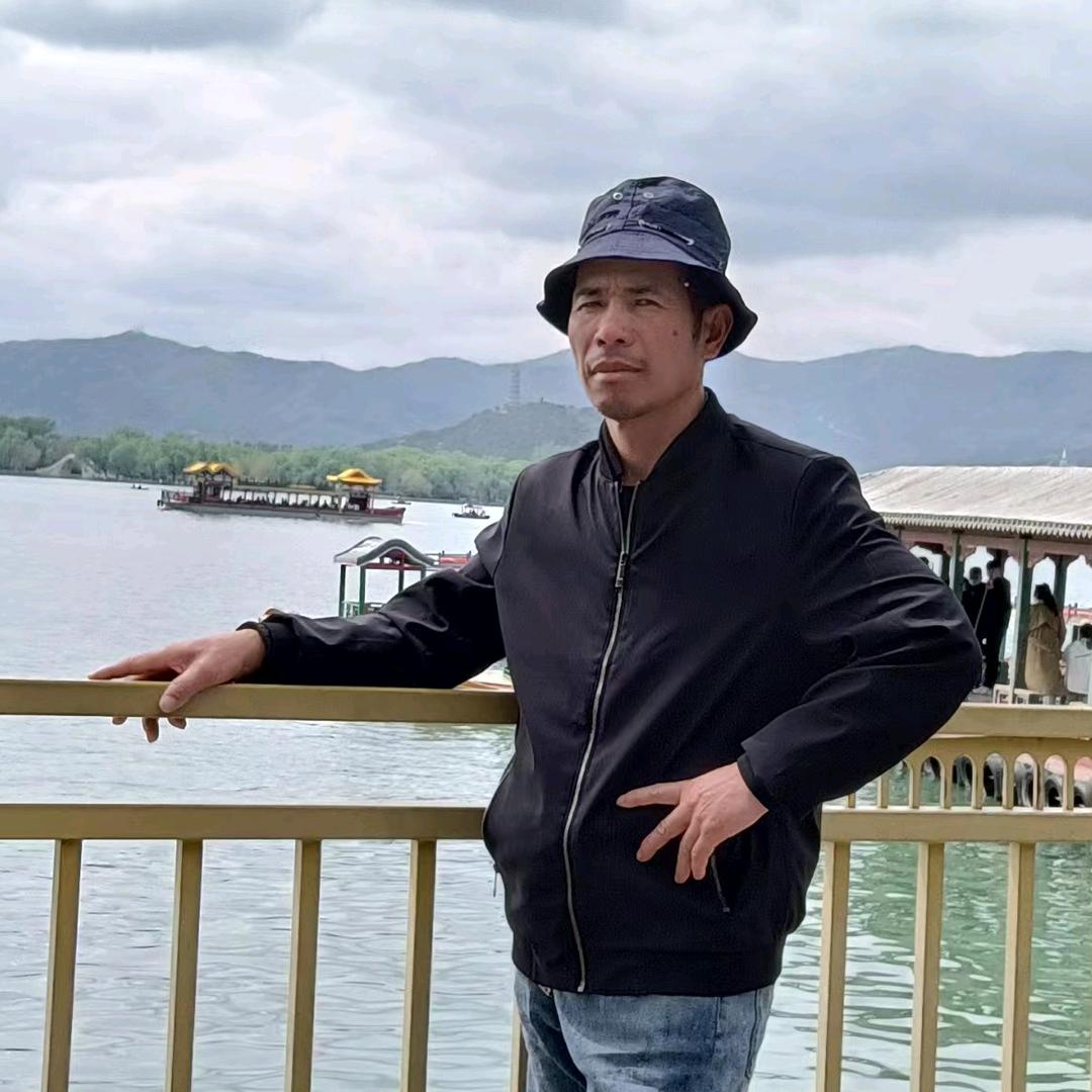 何志平