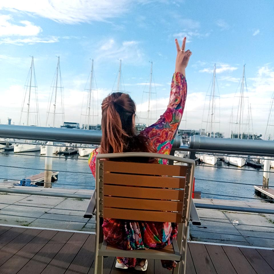 @ℋღ᭄🕊余生随心᭄💞