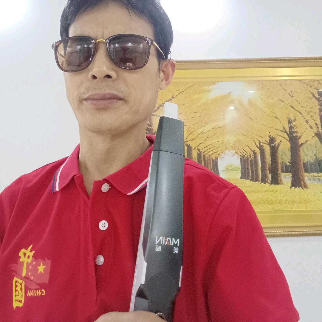 安徽合肥。毕（歌）爱吹管