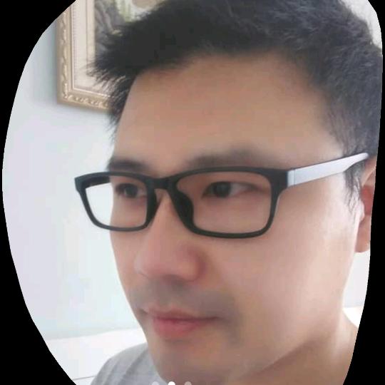 小何才露尖尖角