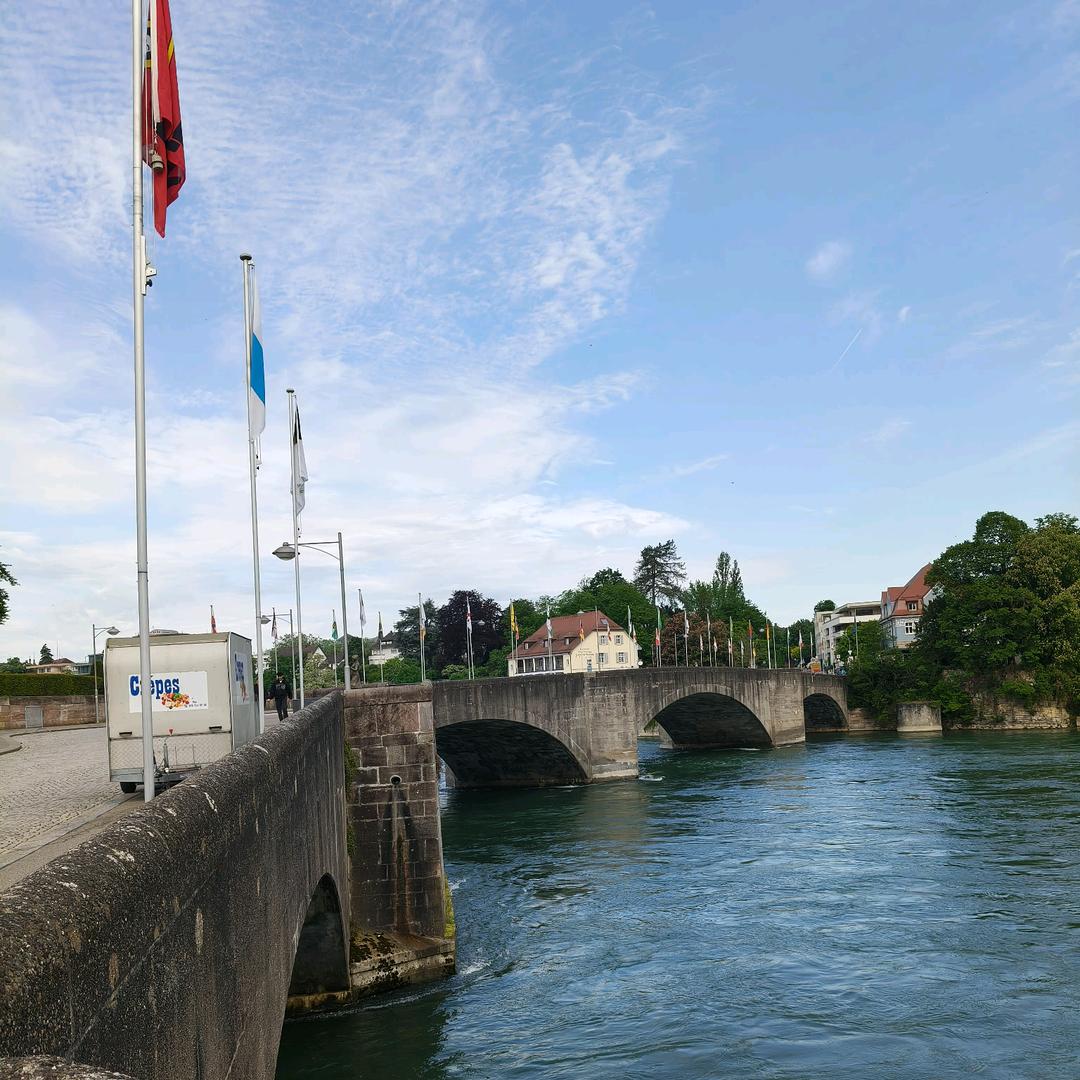 杜凉风在德国🇩🇪(渭南人)