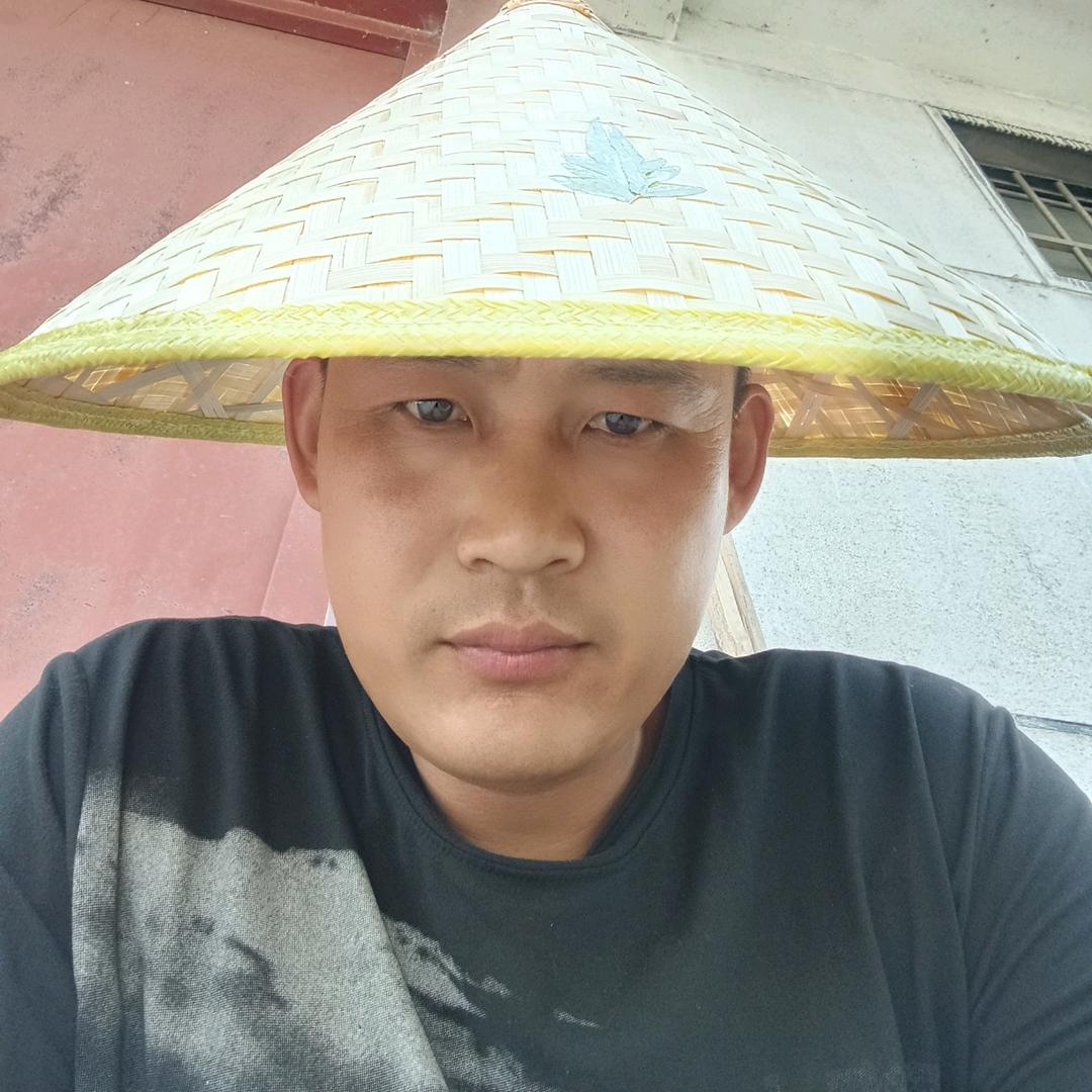 记录乡村生活。涛子