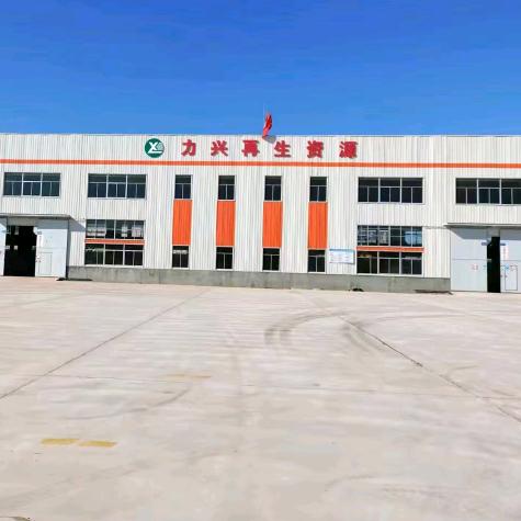 烟台招远力兴报废车回收，各种拆车件