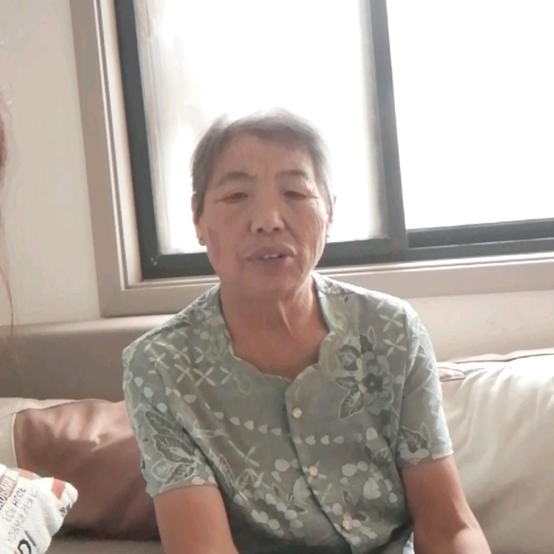 月梅阿姨