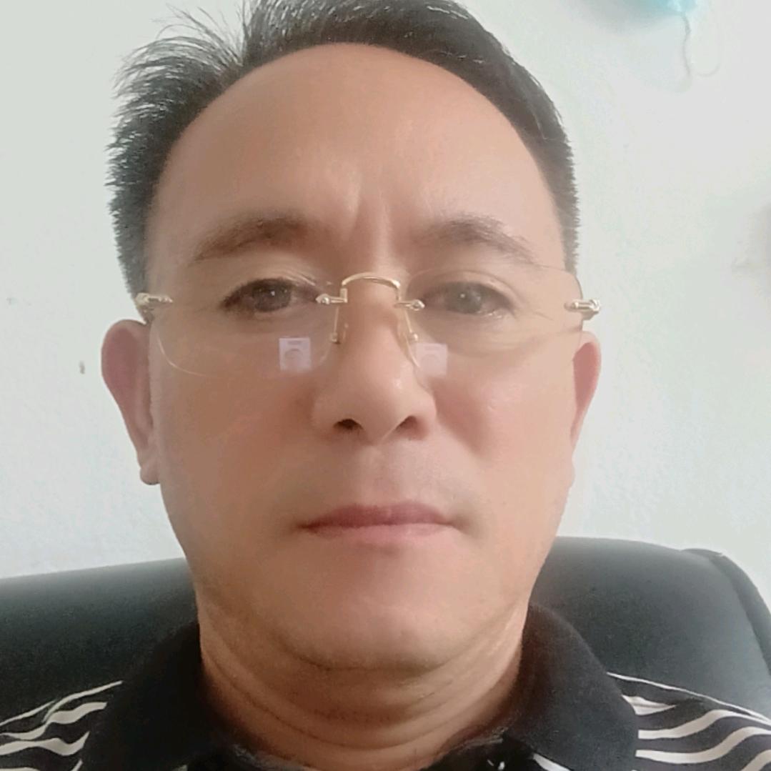 蓝天白云刘松立