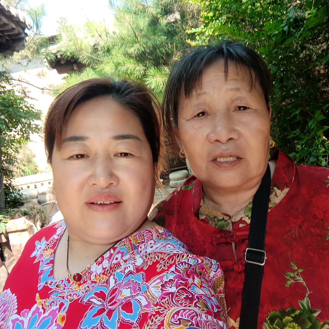 我是姥姥的小淘气