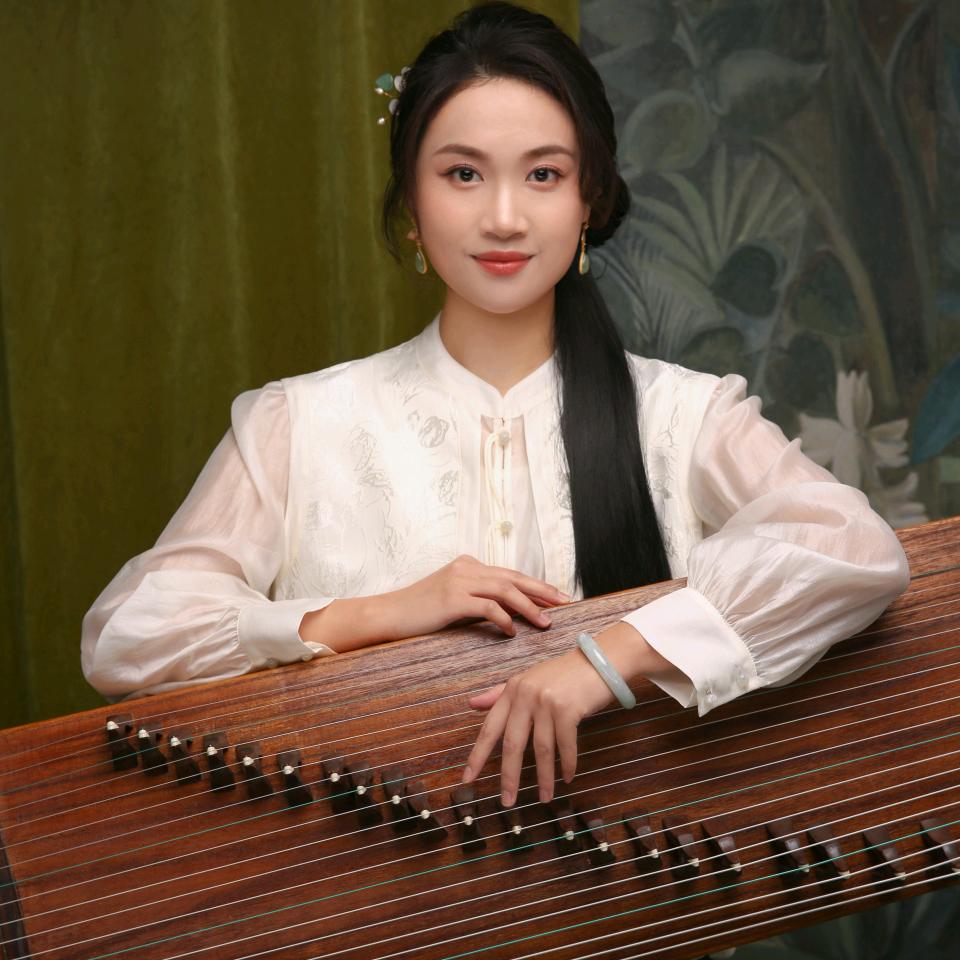 古筝考级官艺初老师