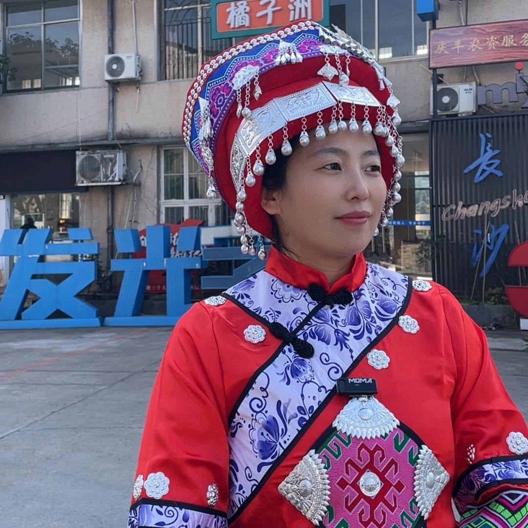 江昊广告平平姐（发光字工厂）