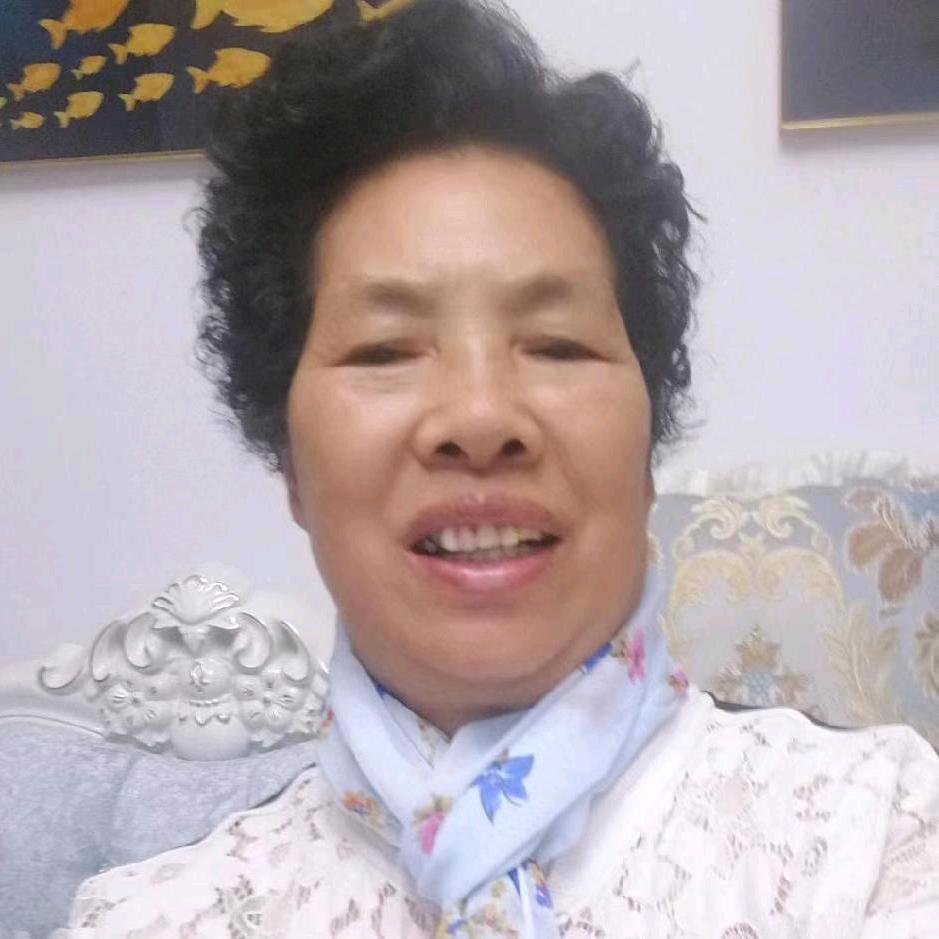 龙妈妈。龙‘龙佃一－