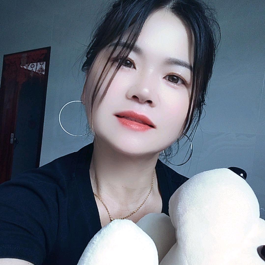 伪装的笑脸