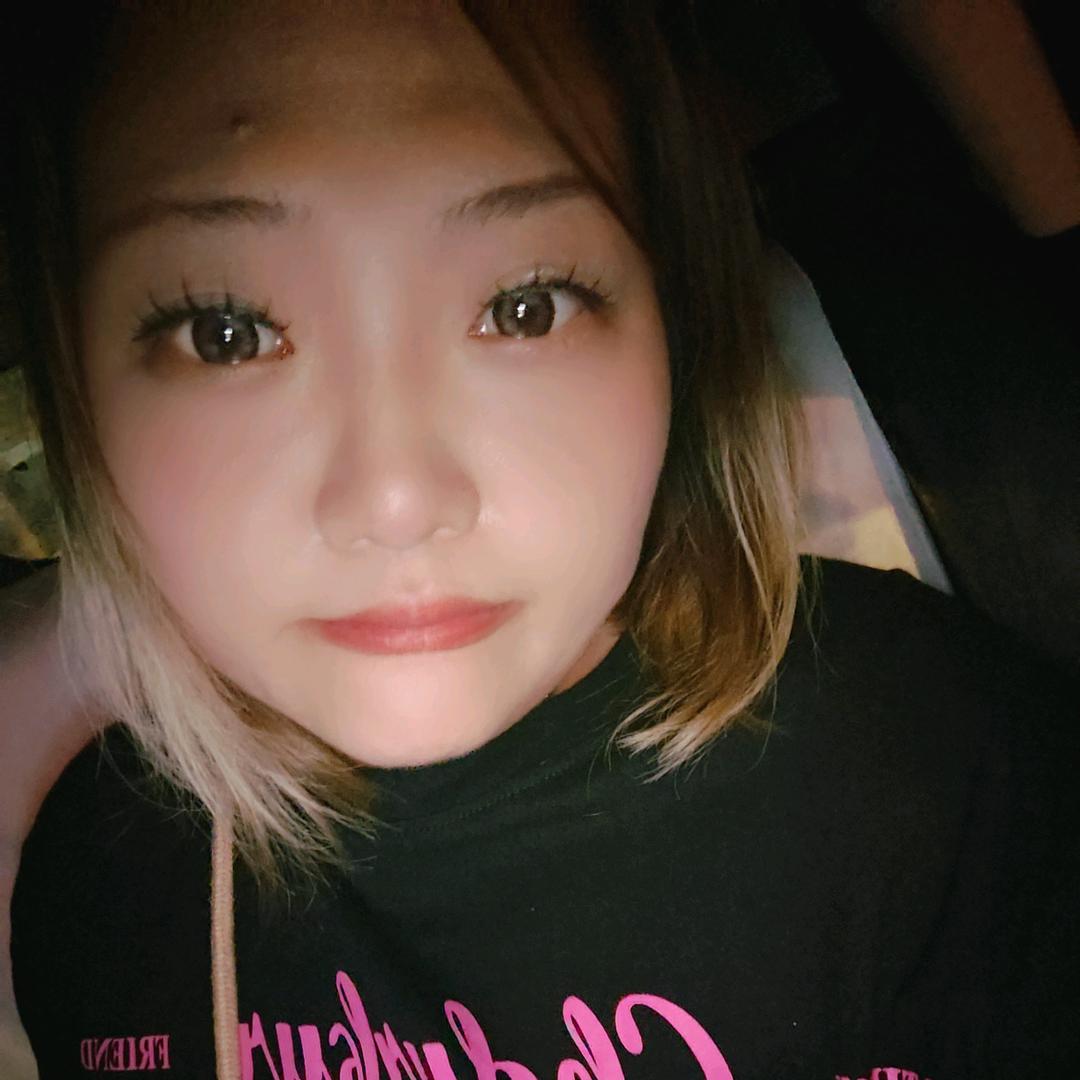 阿雯