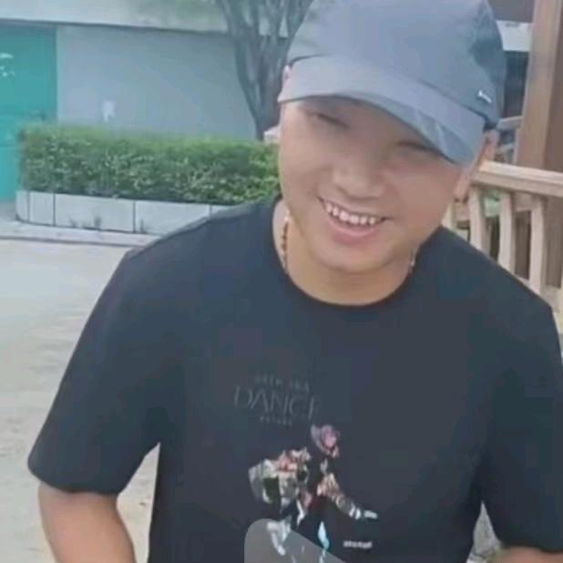 @ 哥哥有点贾ℒᎭℯ🎣🐟🐟🐟
