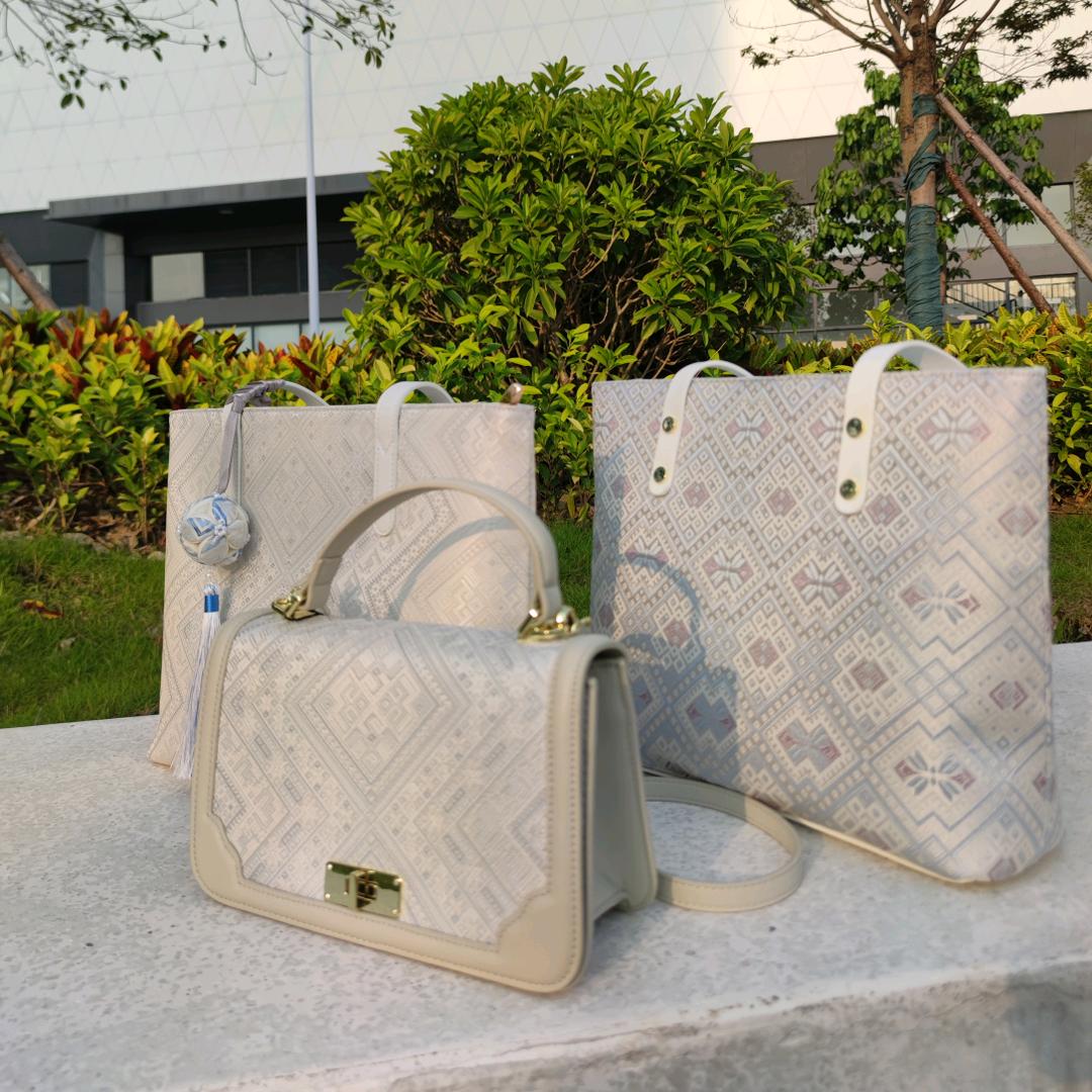 非遗包包—壮锦织造间