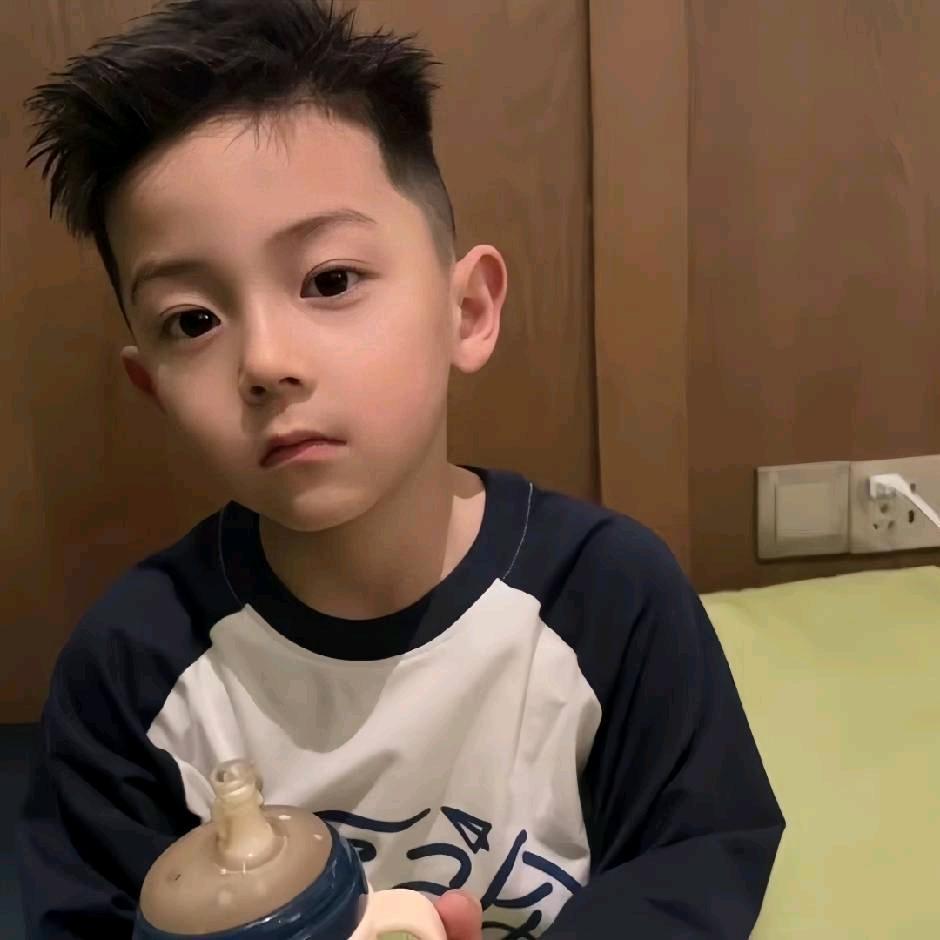小二🔱