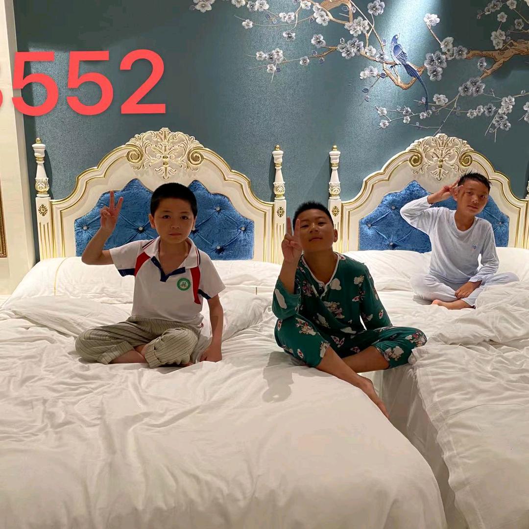 燕燕<﹤承蒙厚爱﹥﹥