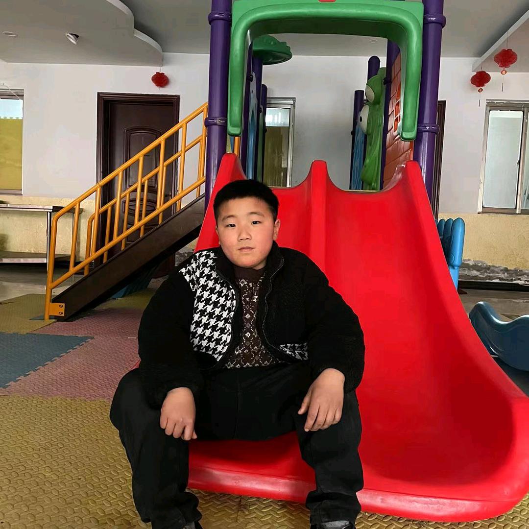 四个棉袄一个貂