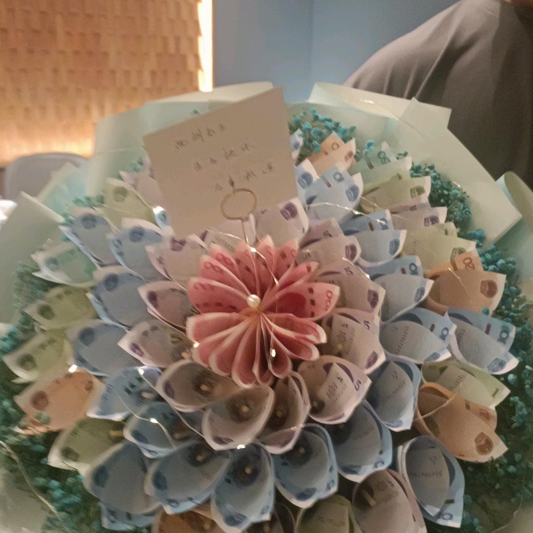 为了生活外面奔波