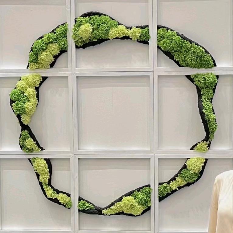 行走的的花植设计师董Hui