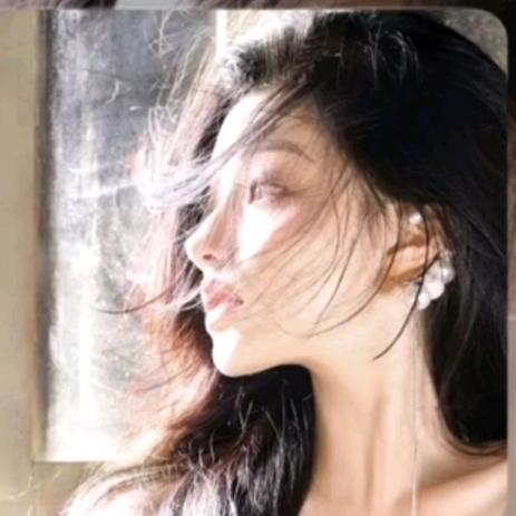 🦋ℒᎭℯ⃝曾可爱💞࿐