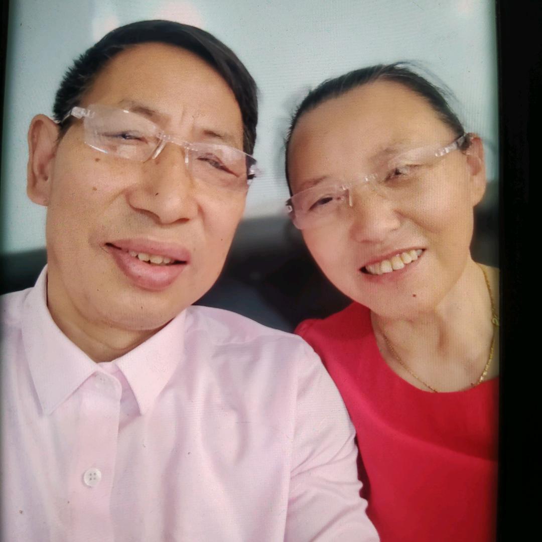 夫妻直播,早上7.36分