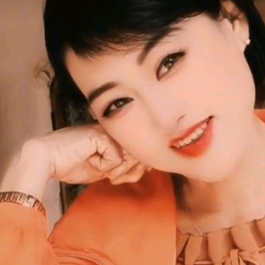 村里一枝花