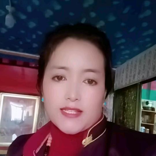 罗布拥措