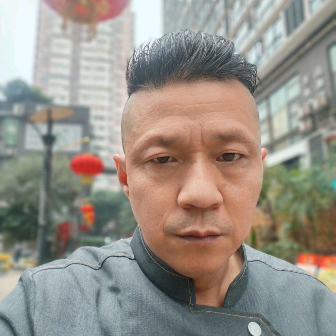 ℒᎭℯ⃝李富兵