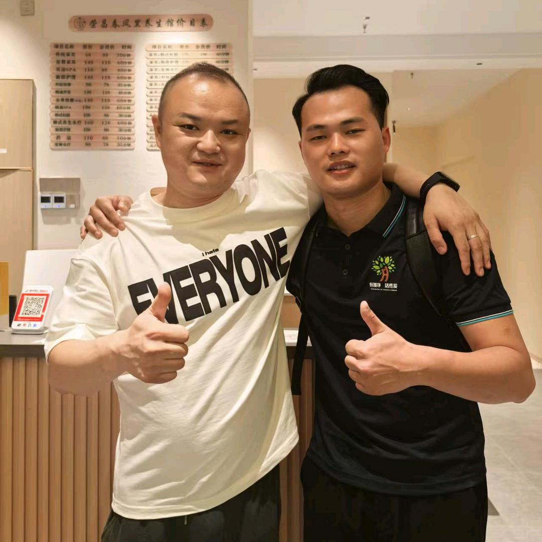 荣昌春风里养生堂吕自勇