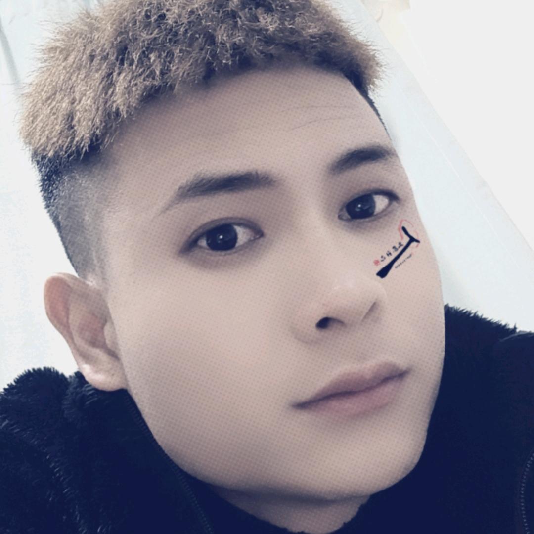 黄小波