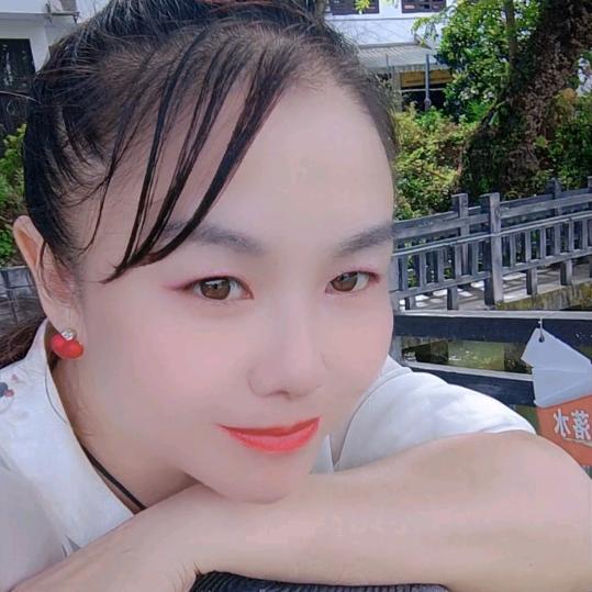 有缘无份，姐不是高傲，但是拒绝私聊