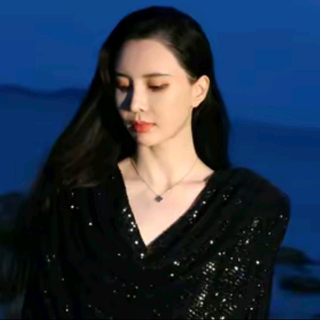 菠萝宝宝Yuna【私服精选】