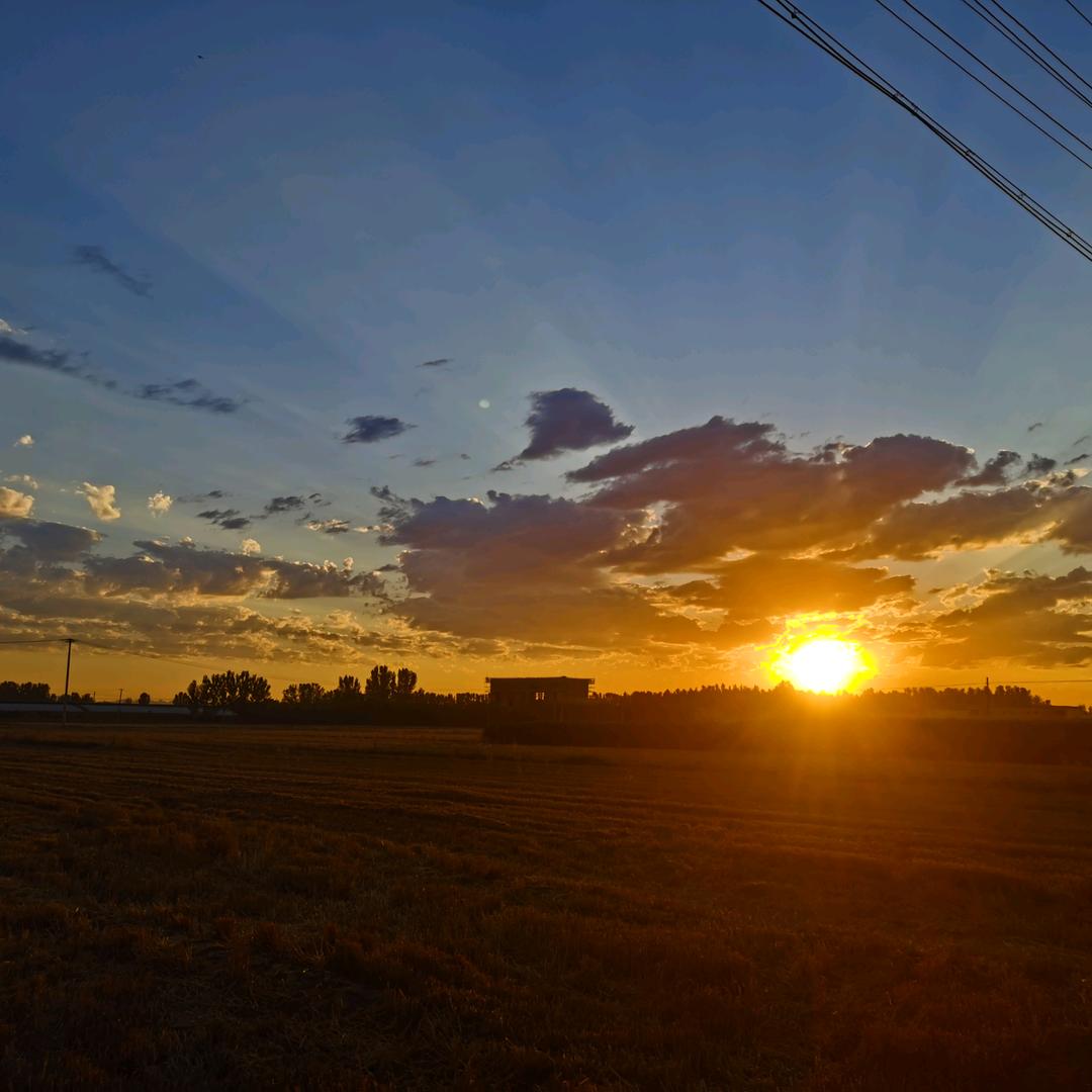 @   万里挑一  🇨🇳