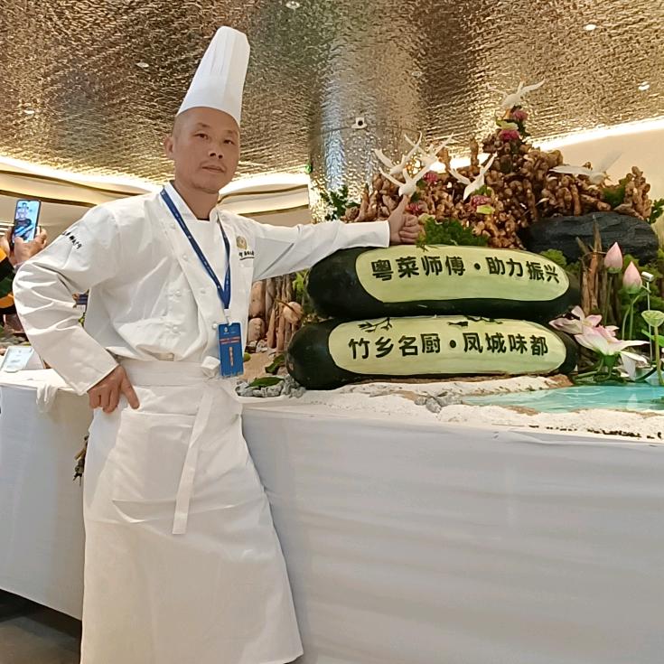 鹏飝天下