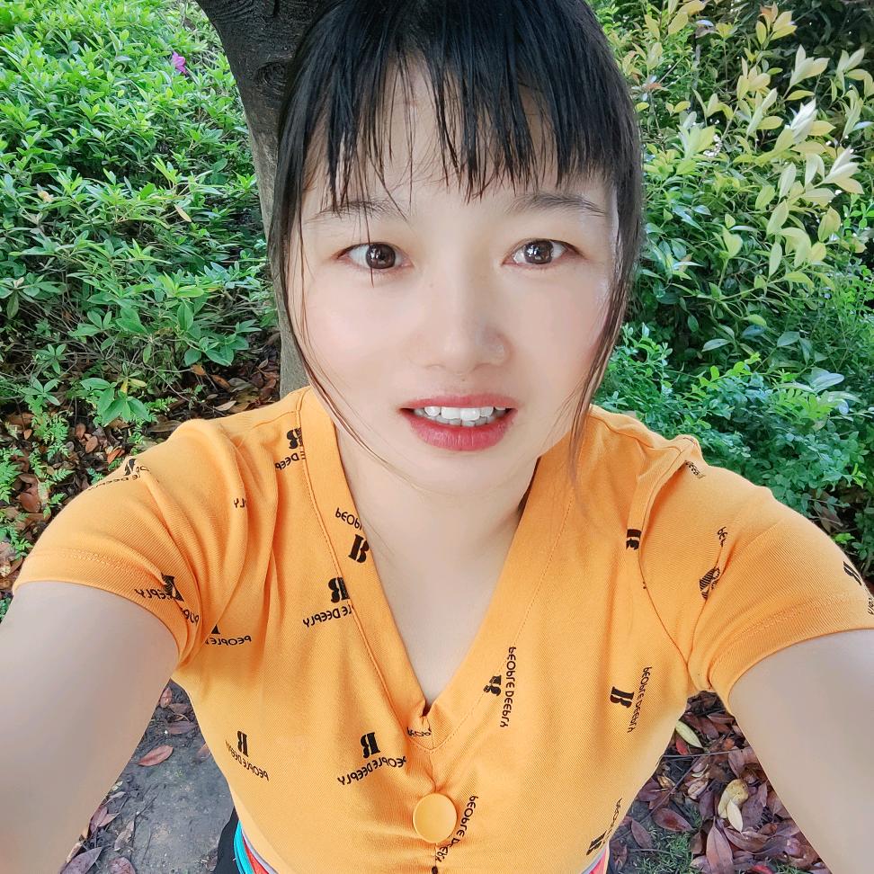 小芳