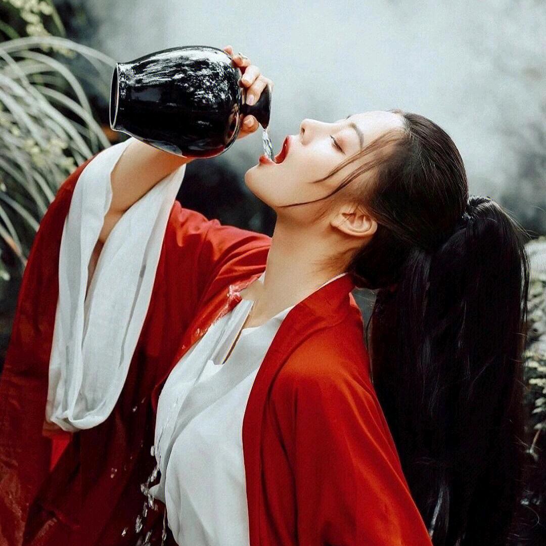 小嫂子 酒馆