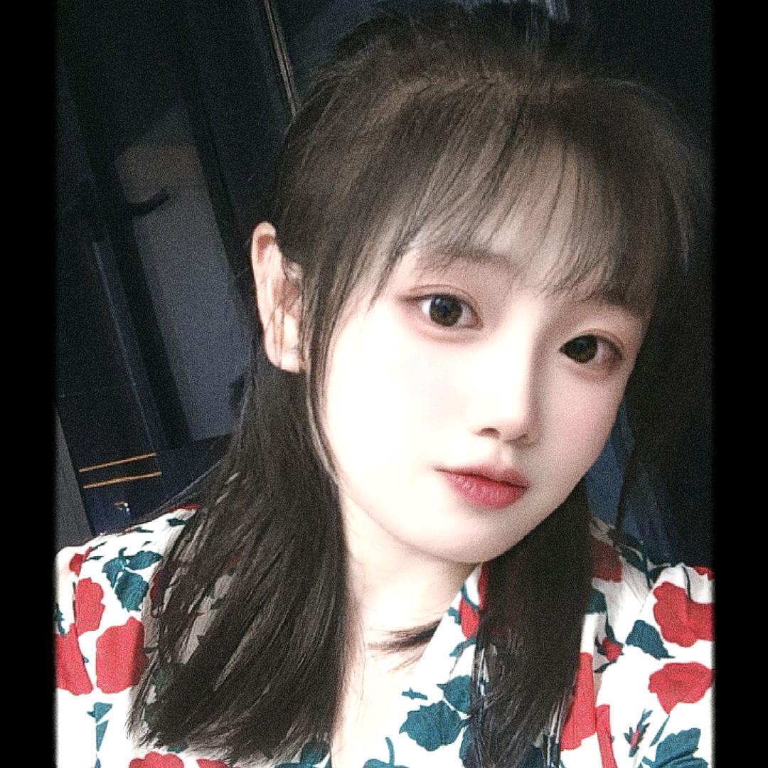 爱笑的女孩👧