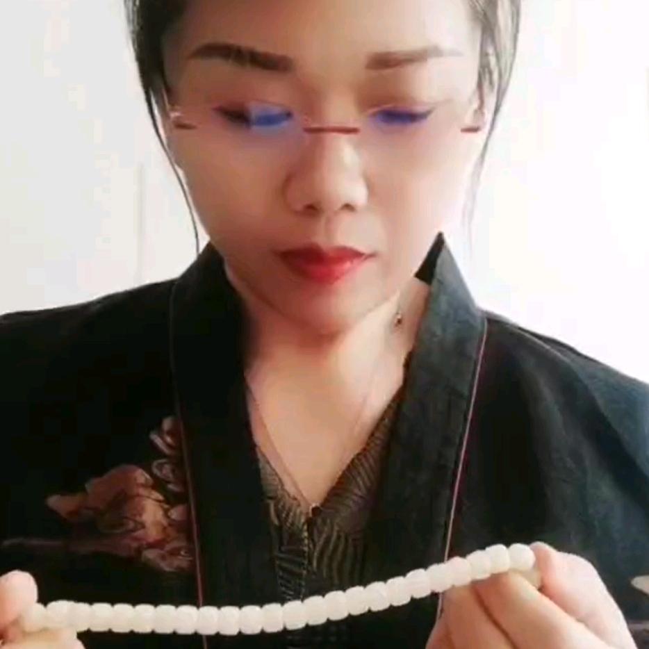 幸福妈妈结善缘