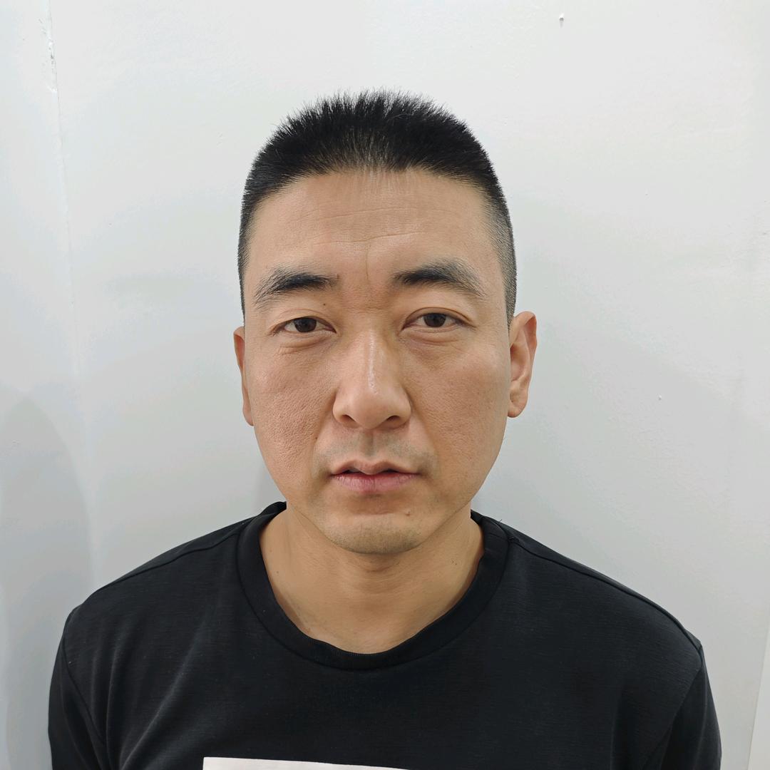 延安卖香菇面的小黑