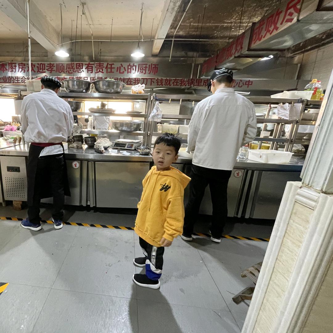 飞翔的黑武士