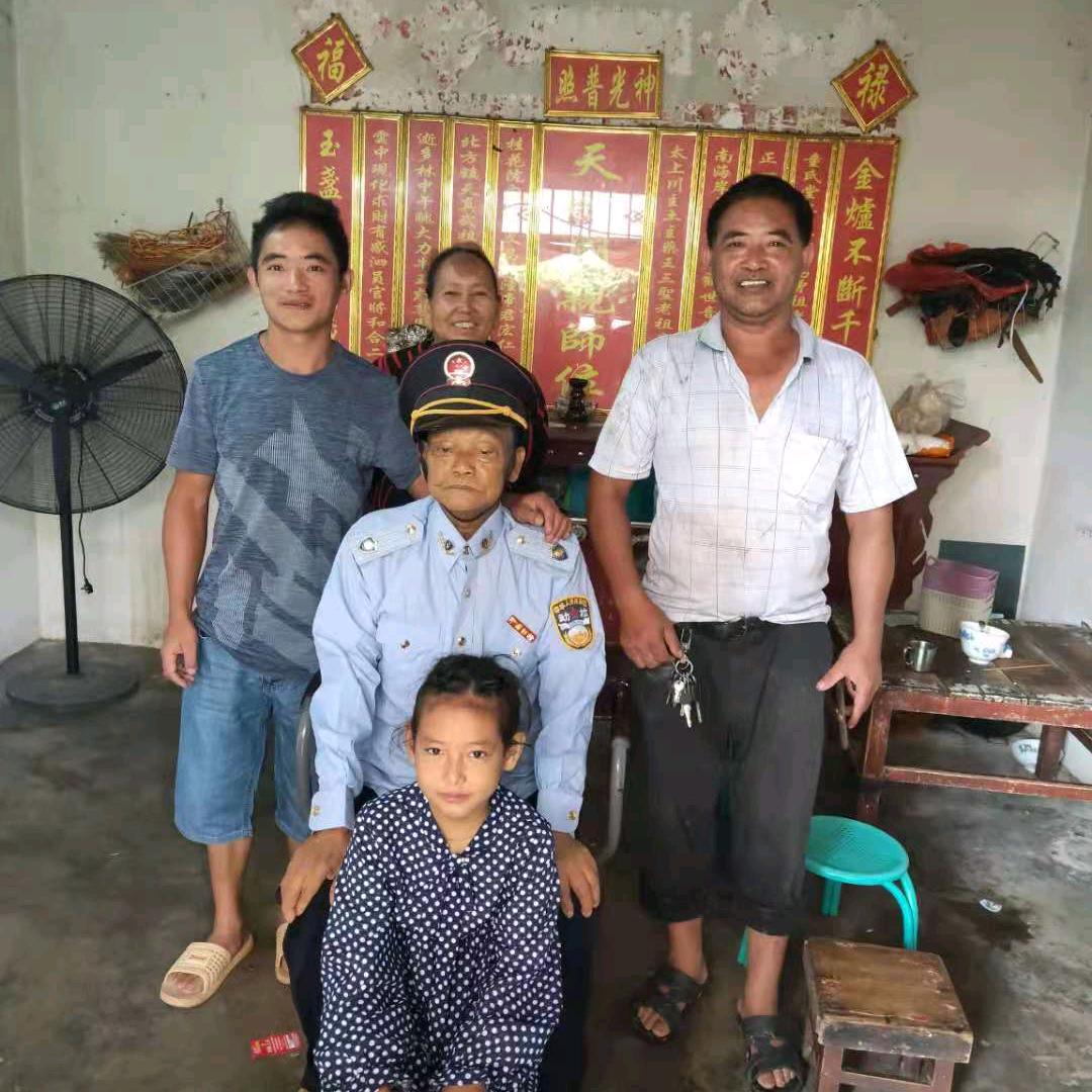中草药永远生在福中，