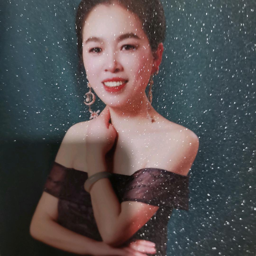 孤芳自赏阴秀萍