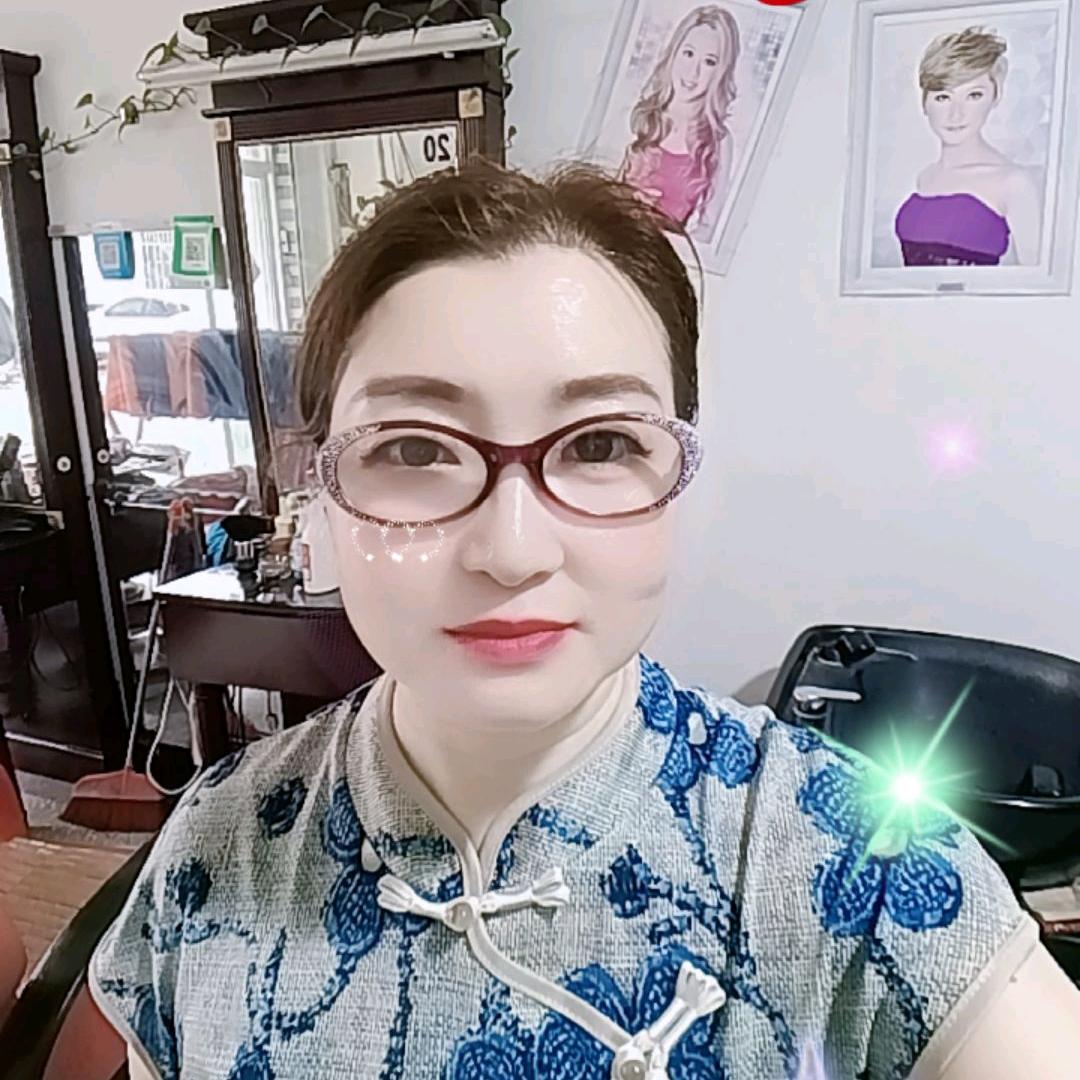 美发姐🎤晚上7点40分开直播