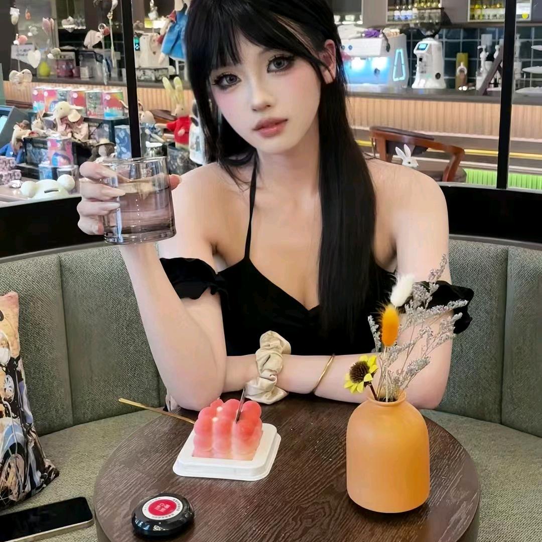 七七