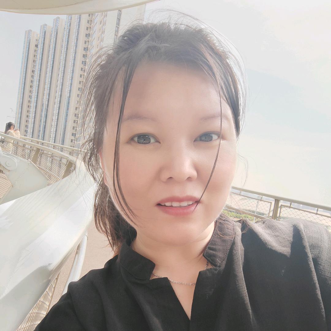 不为往事扰，只愿此生笑